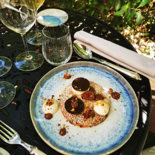 LA TABLE DE MONTAIGNE