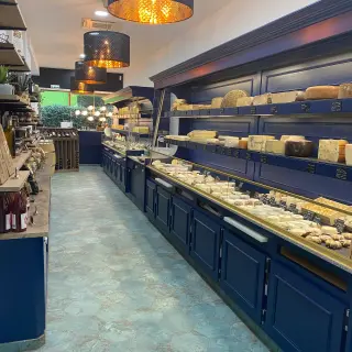 MAISON JAUREL