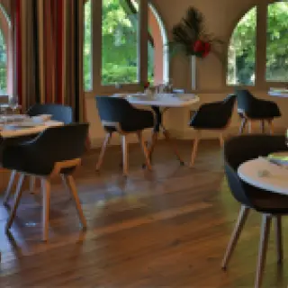 LA TABLE DES FRERES IBARBOURE