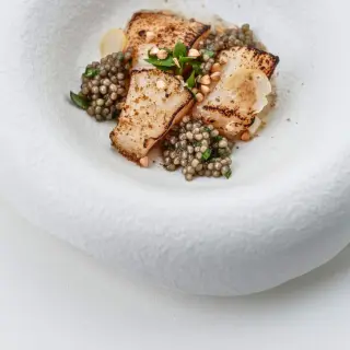 QUARTZ RESTAURANT